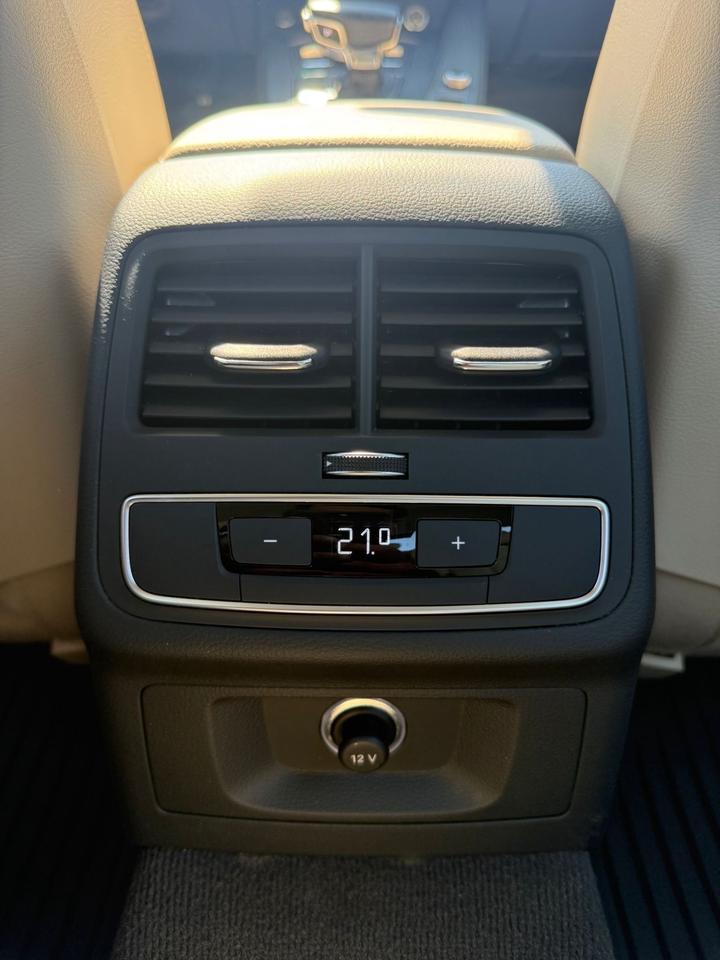 2019 Audi A4 Technik Photo