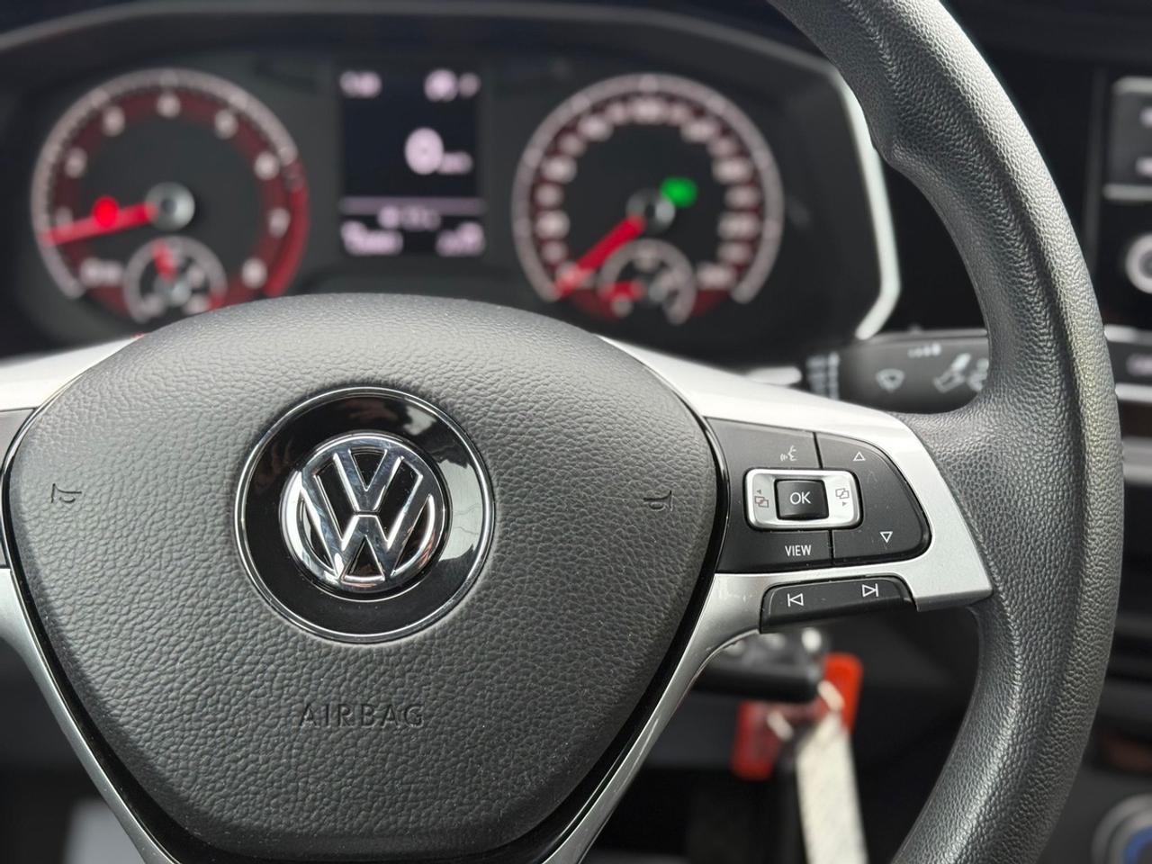 2019 Volkswagen Jetta SE Photo
