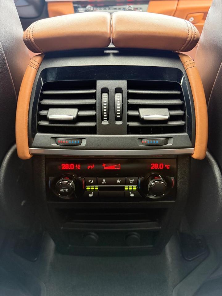 2017 BMW X6 xDrive35i Photo