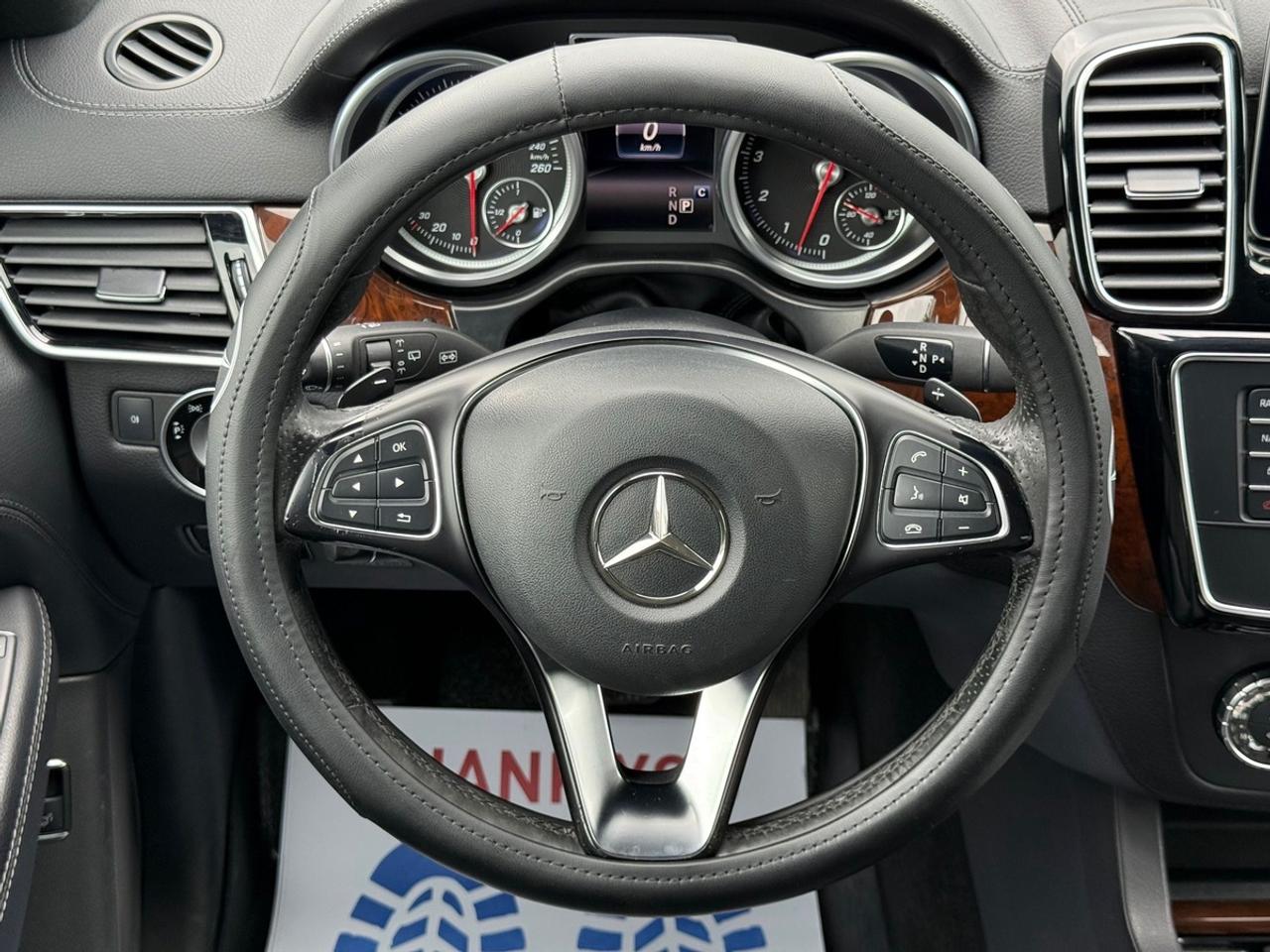 2018 Mercedes-Benz GLE-Class GLE550 Photo