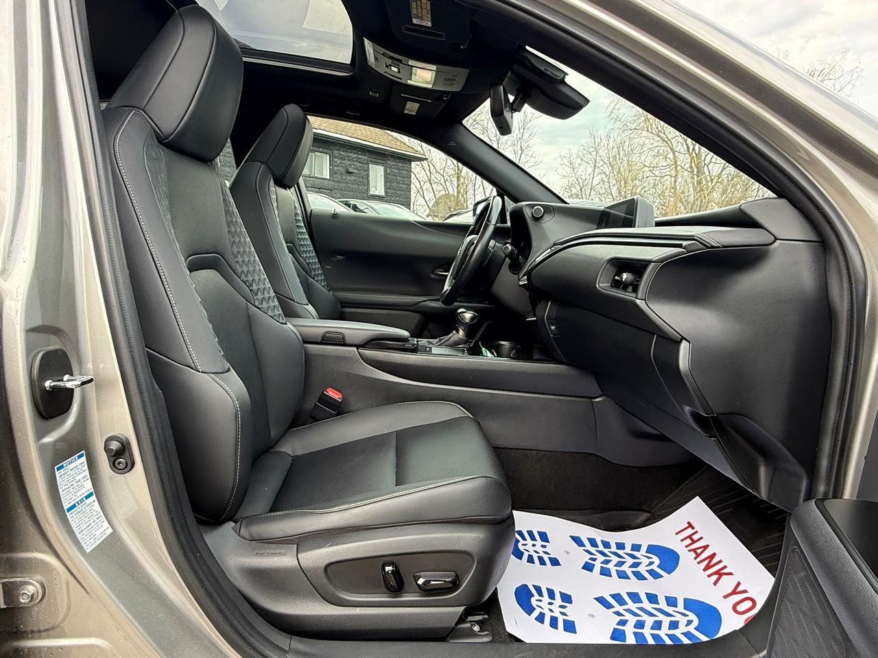 2021 Lexus UX 250H BASE Photo