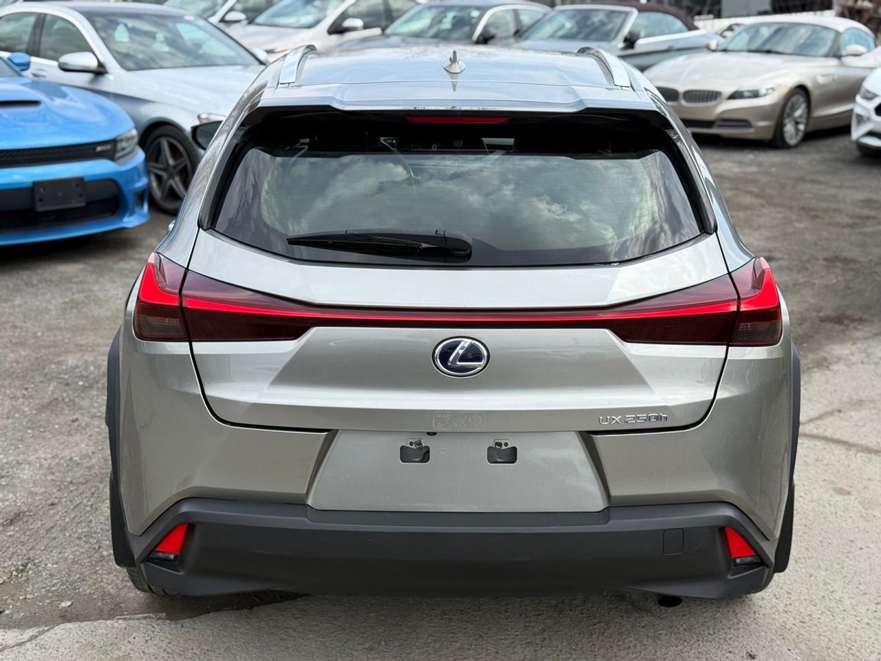 2021 Lexus UX 250H BASE Photo