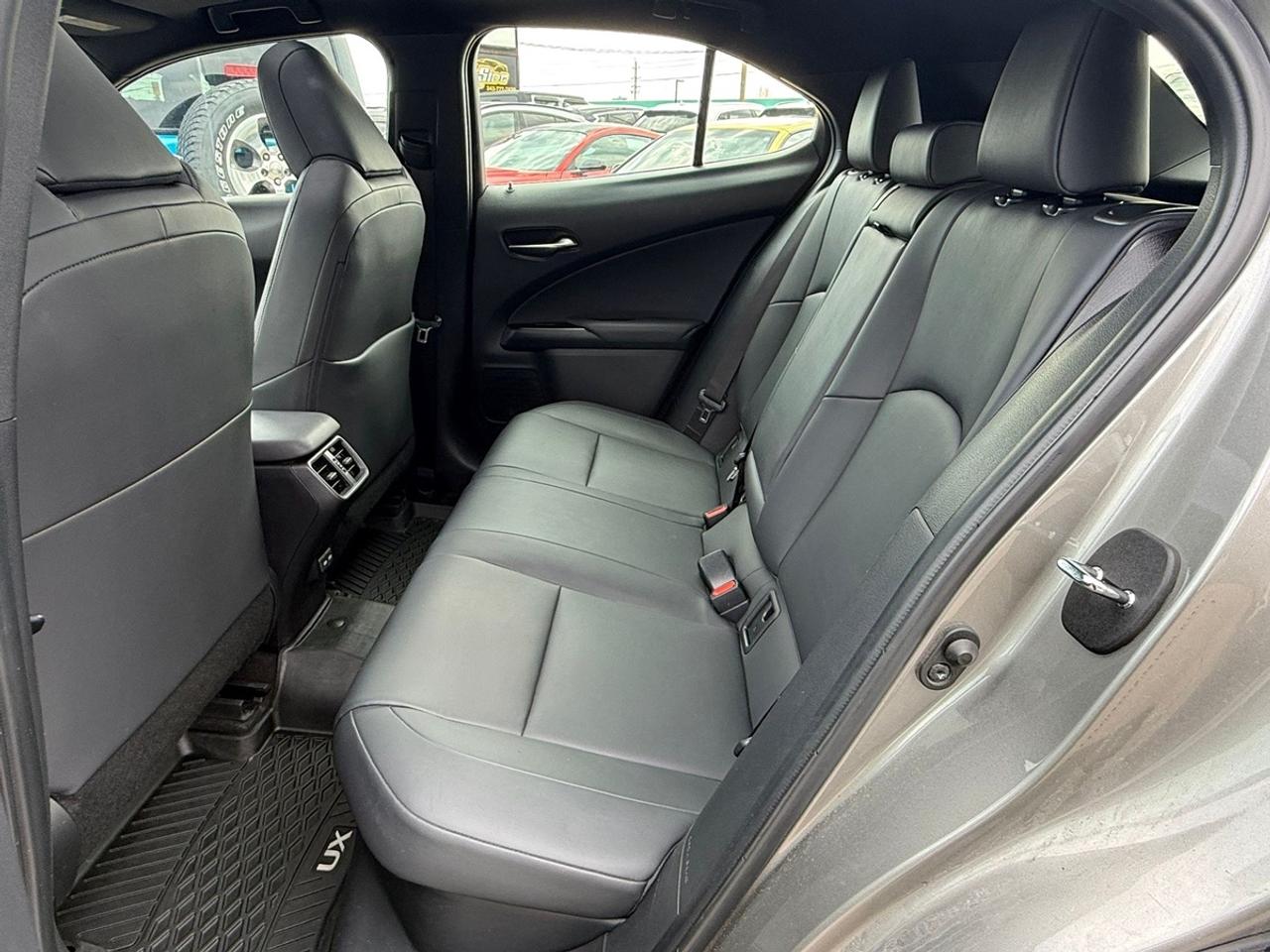 2021 Lexus UX 250H BASE Photo