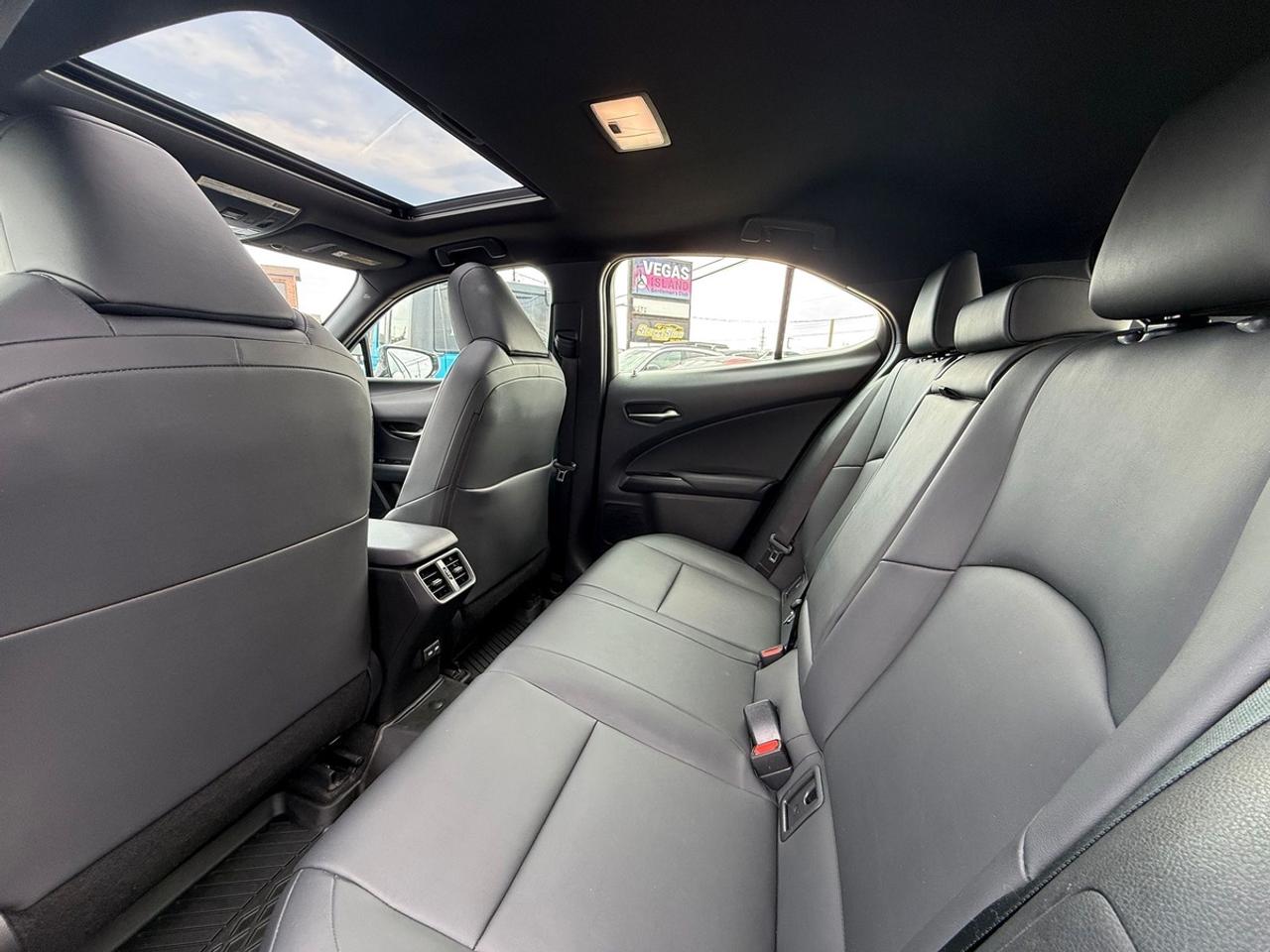 2021 Lexus UX 250H BASE Photo
