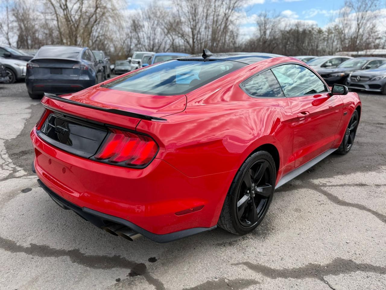 2022 Ford Mustang GT Premium Photo4