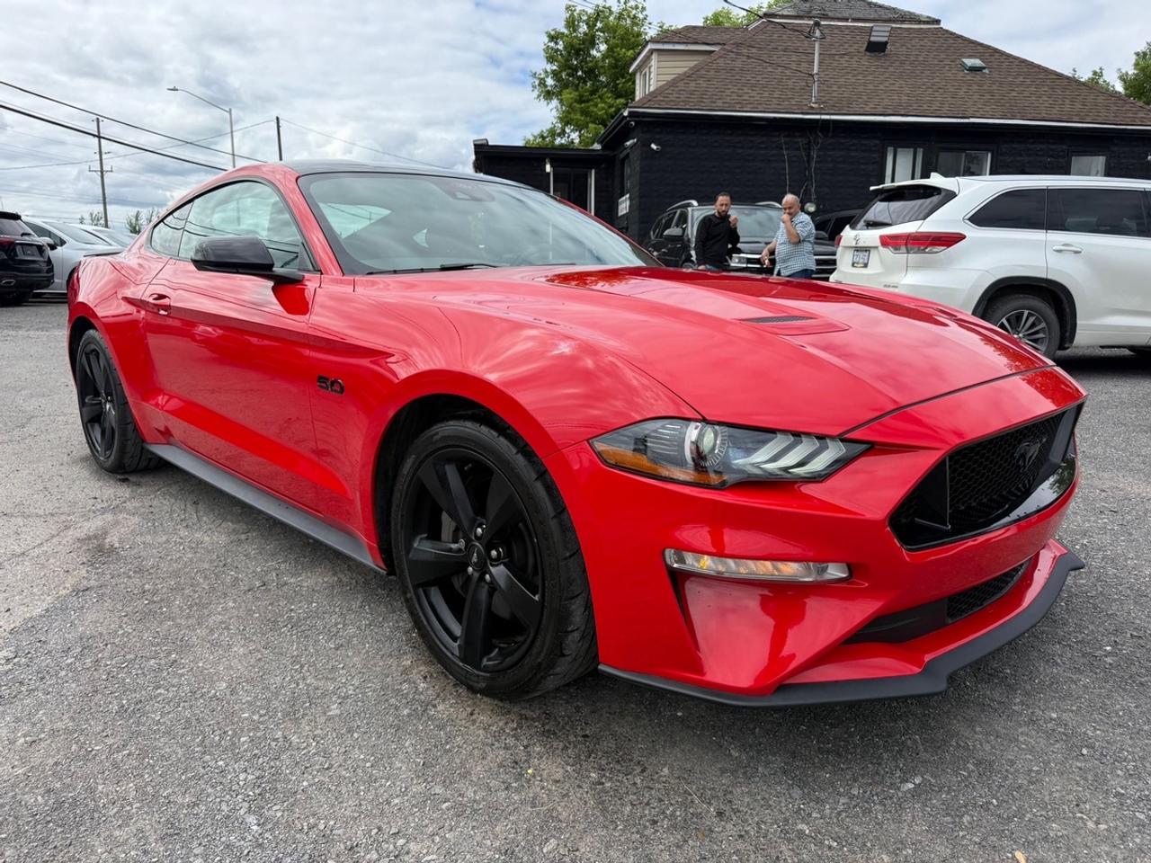 2022 Ford Mustang GT Premium Photo2