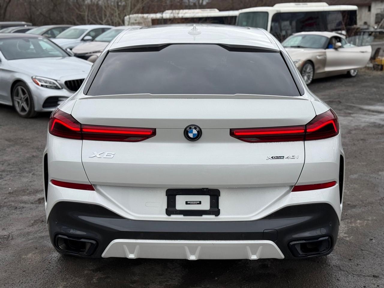 2021 BMW X6 xDrive40i Photo