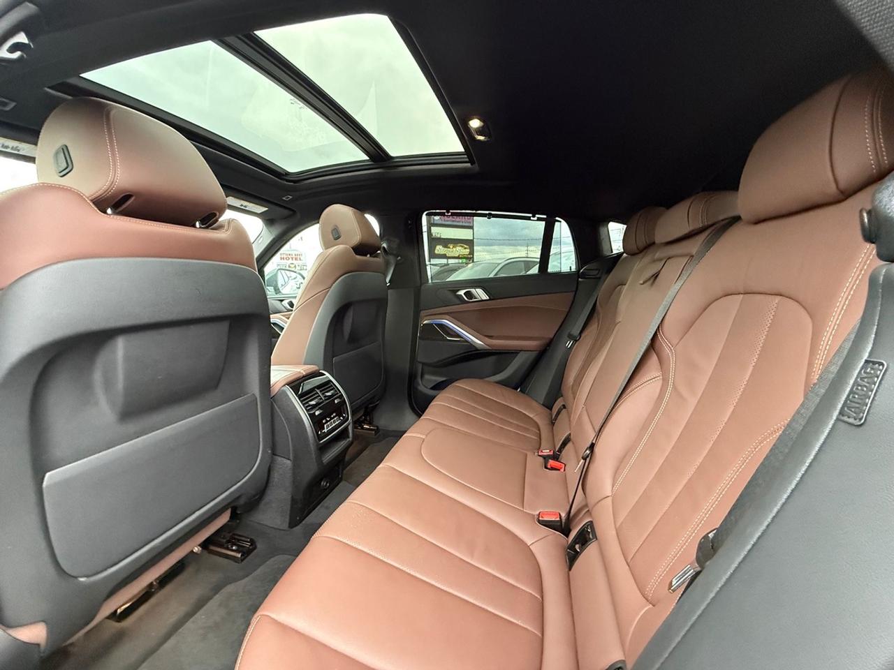2021 BMW X6 xDrive40i Photo