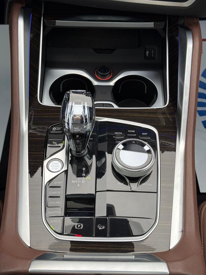 2021 BMW X6 xDrive40i Photo