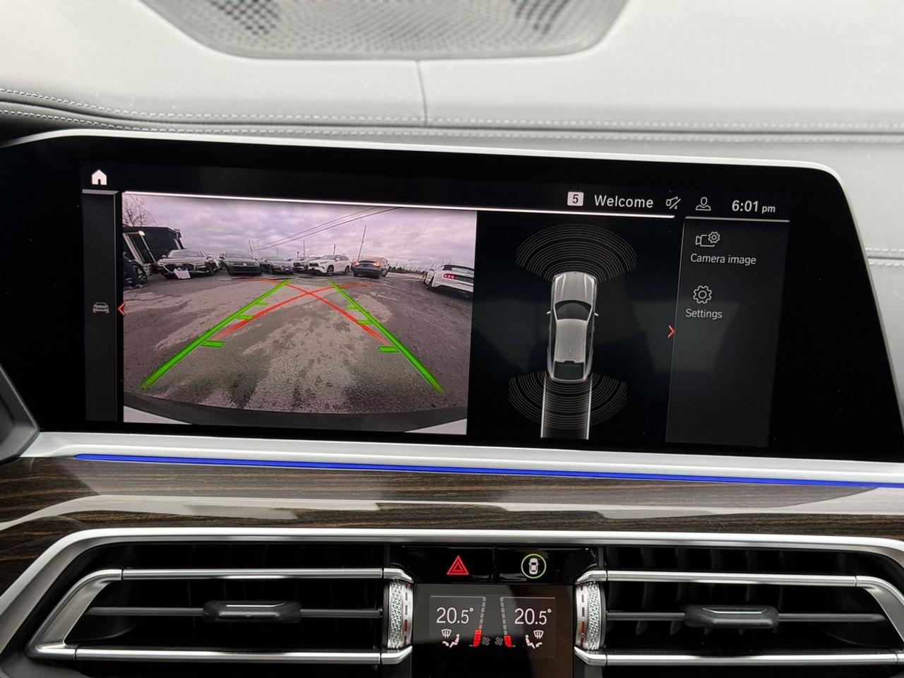 2021 BMW X6 xDrive40i Photo