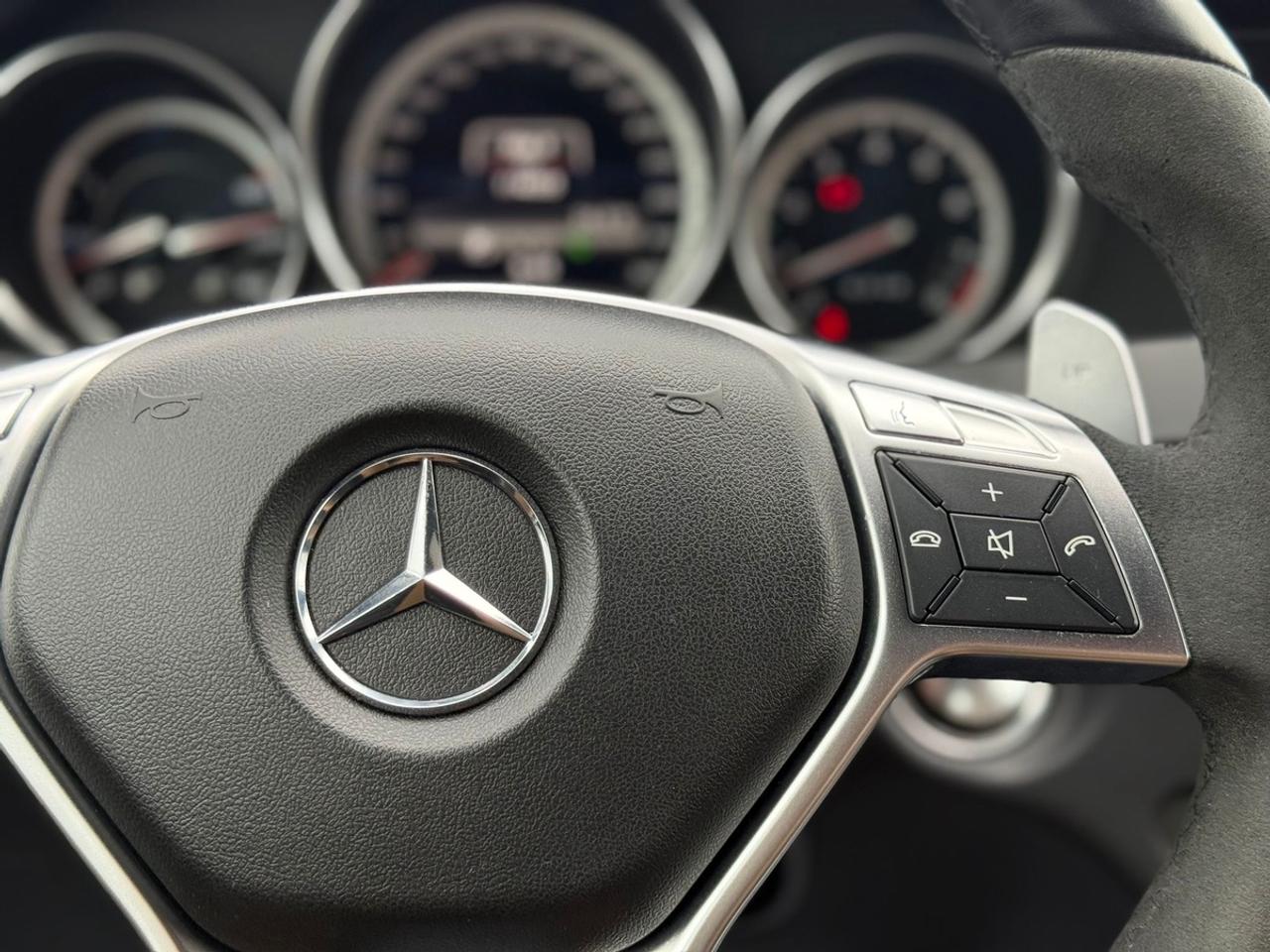 2013 Mercedes-Benz C-Class AMG C63 Sport Photo