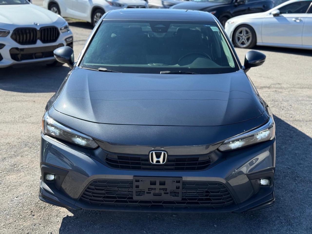 2022 Honda Civic Touring Photo1