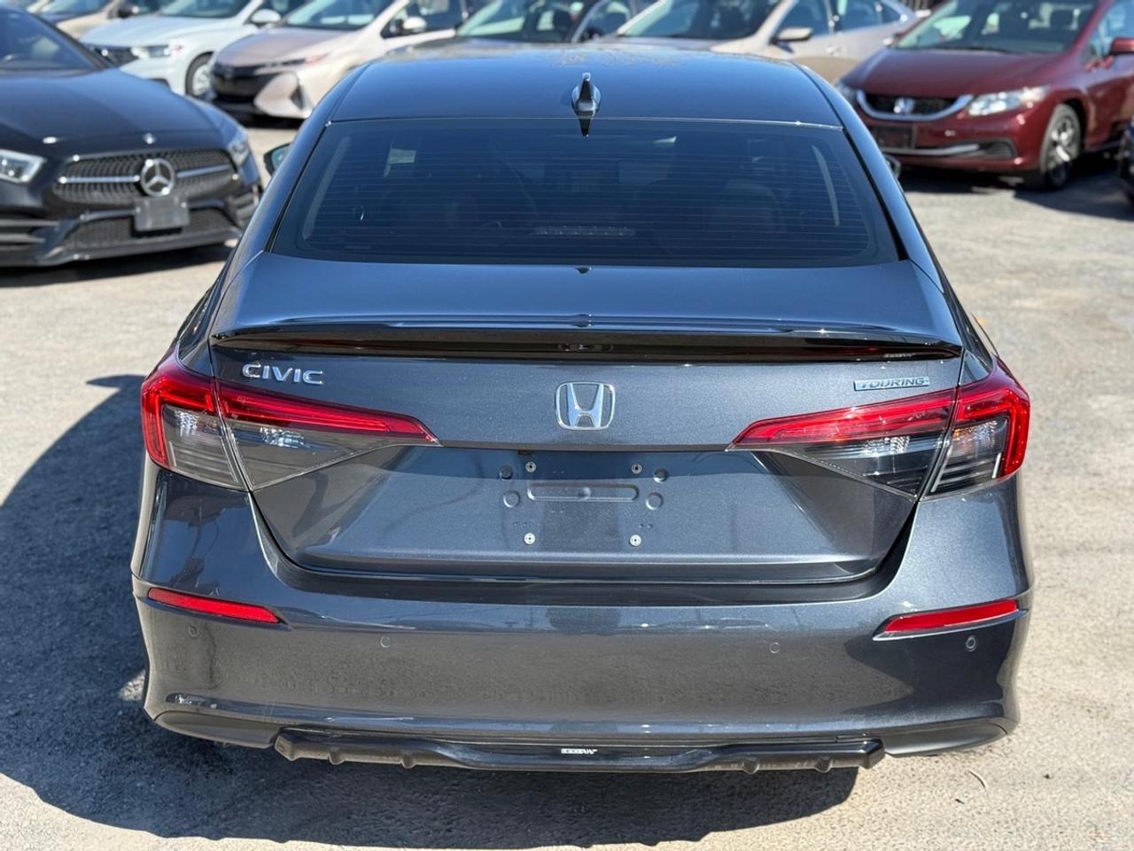 2022 Honda Civic Touring Photo