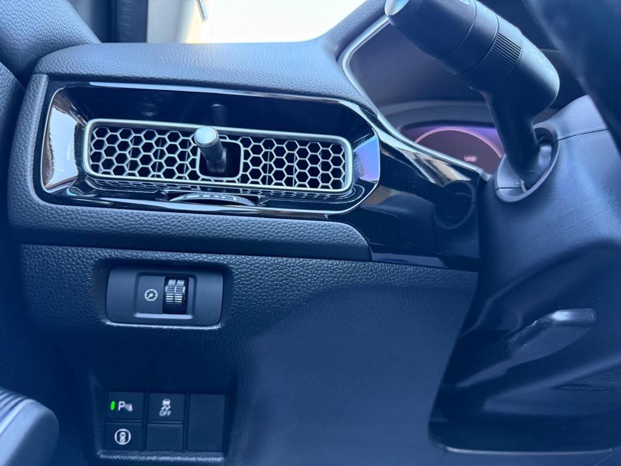 2022 Honda Civic Touring Photo