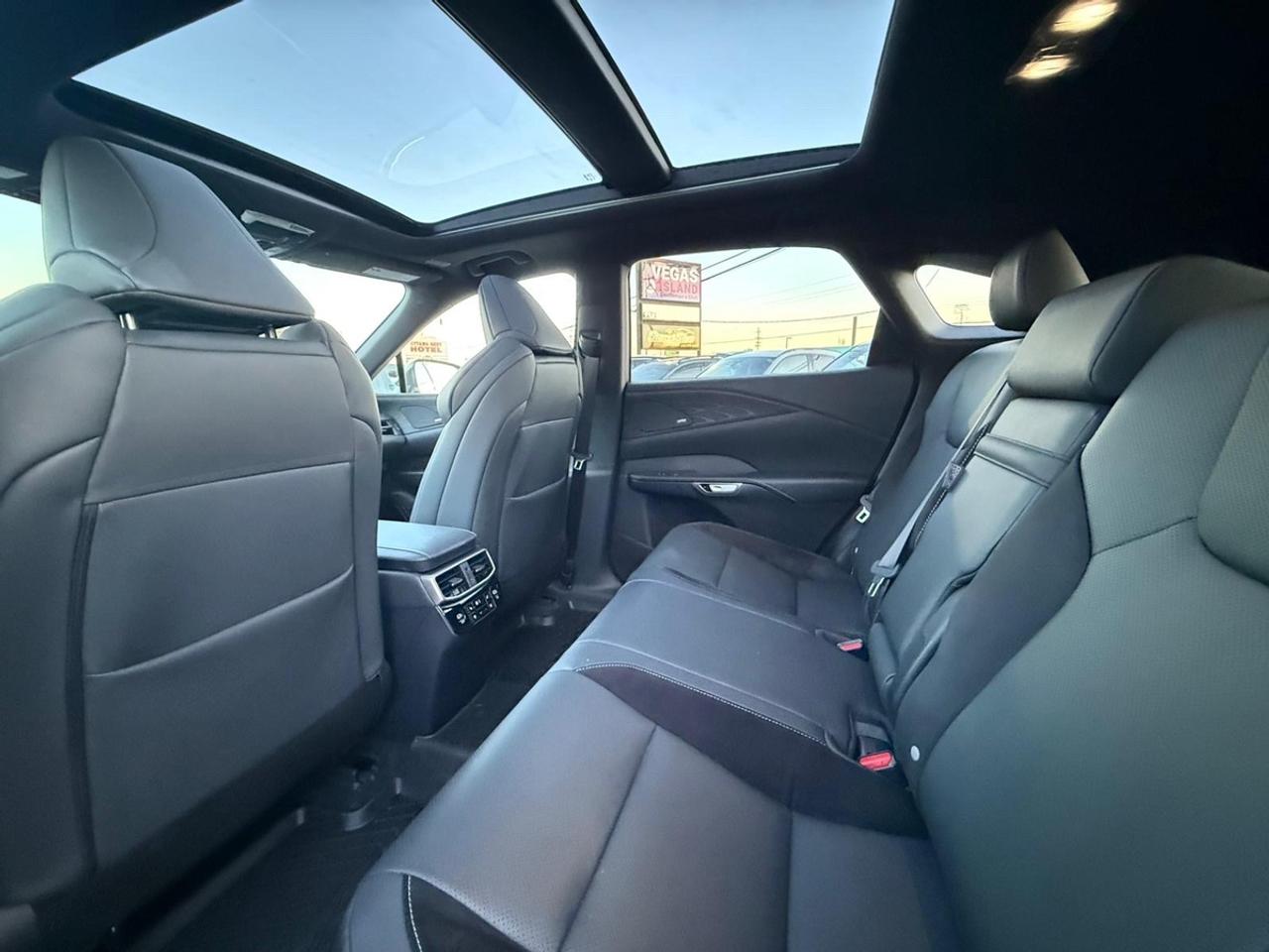 2023 Lexus RX 500H F Sport Performance Photo