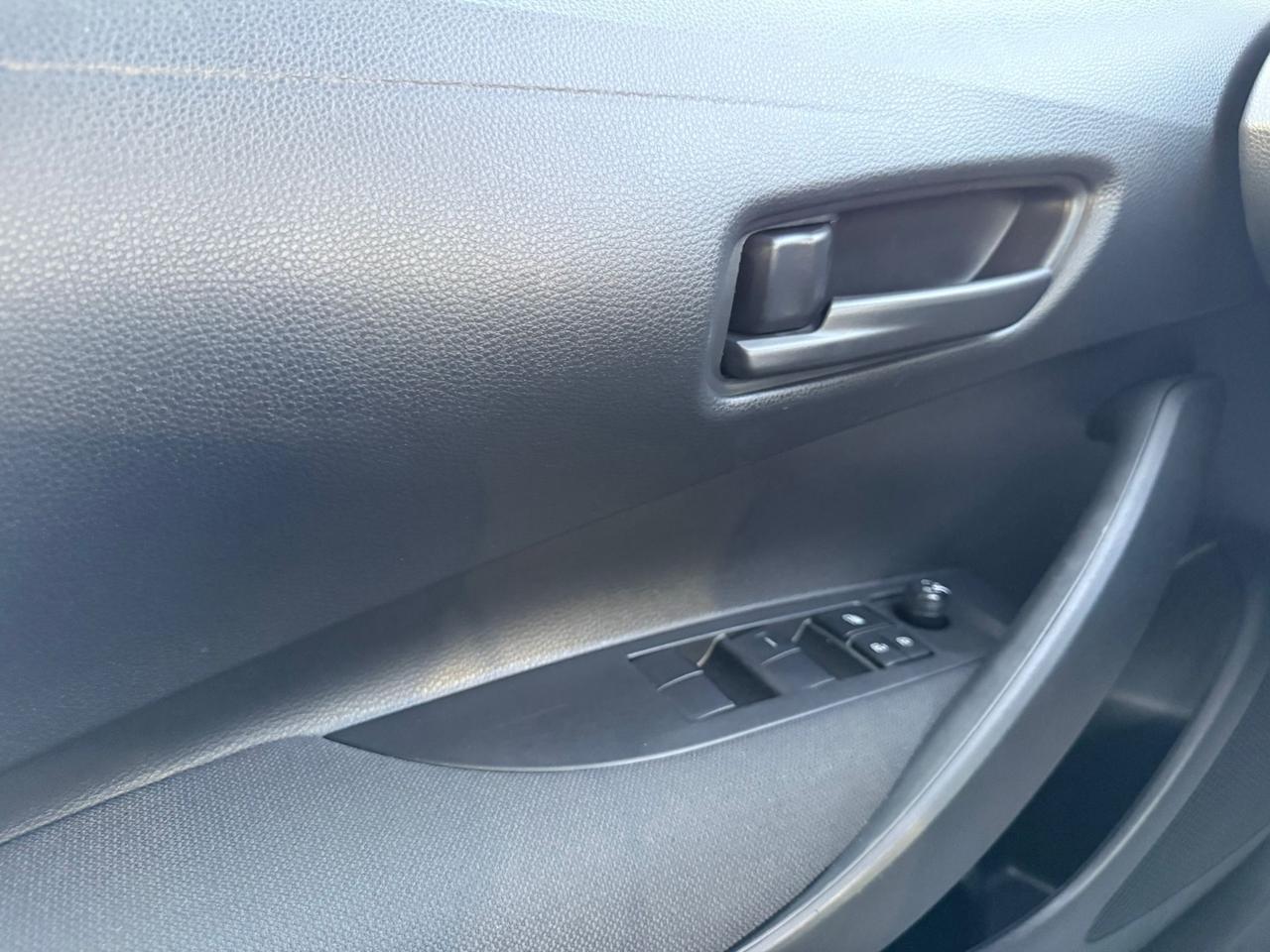 2023 Toyota Corolla LE Photo