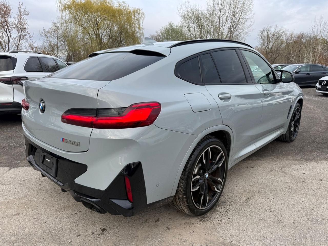 2022 BMW X4 M40i Photo