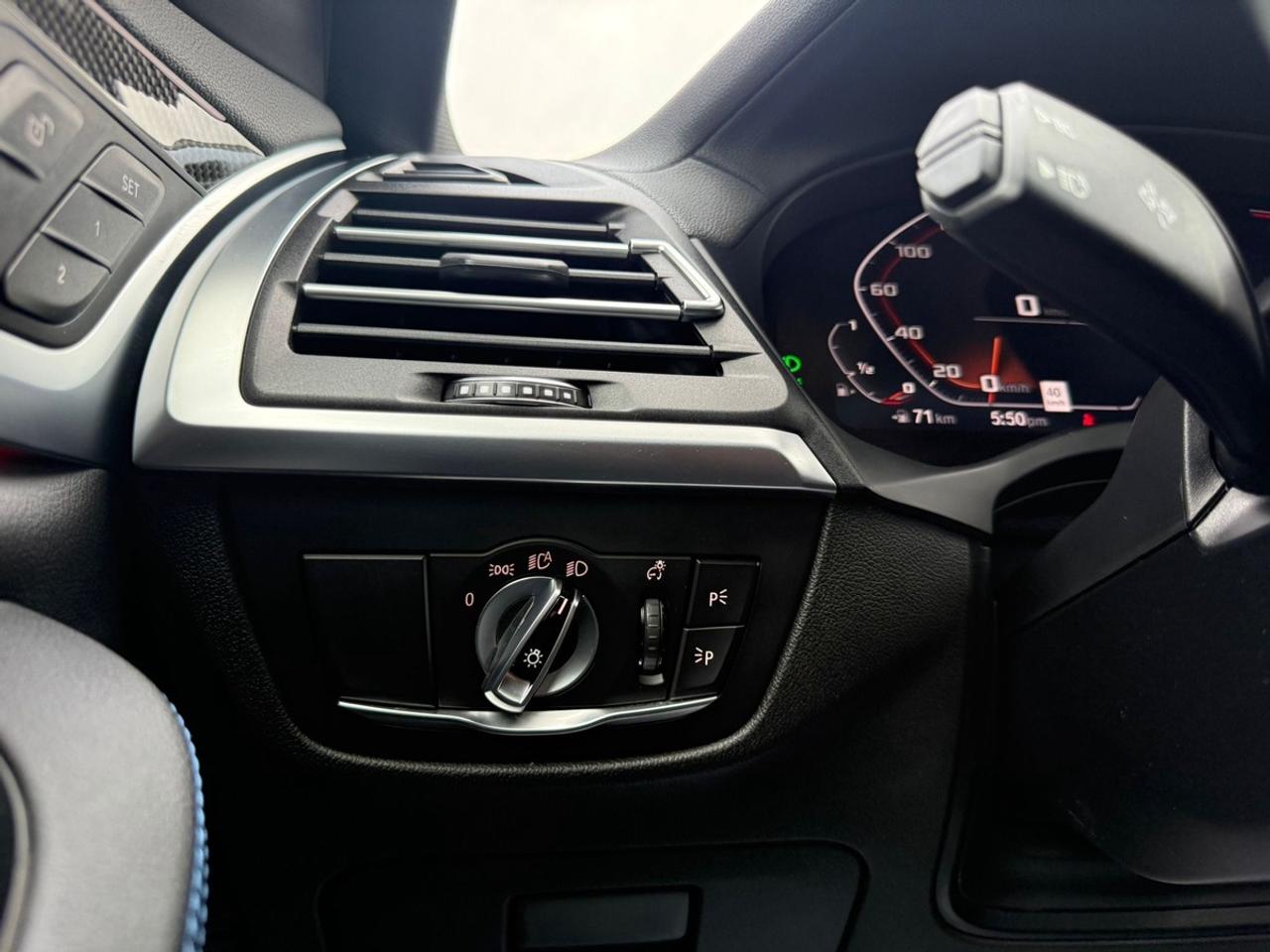 2022 BMW X4 M40i Photo