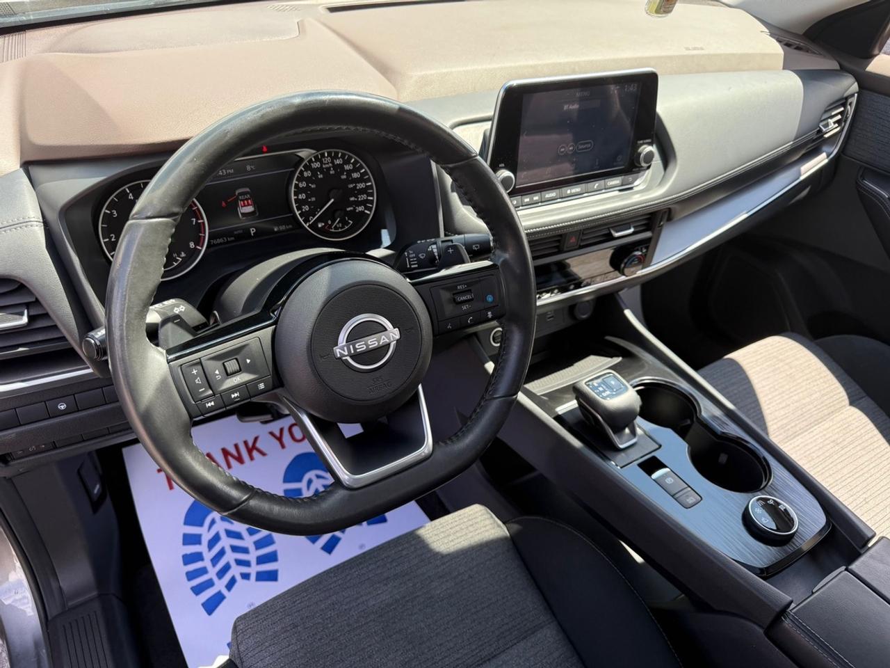 2023 Nissan Rogue SV Photo