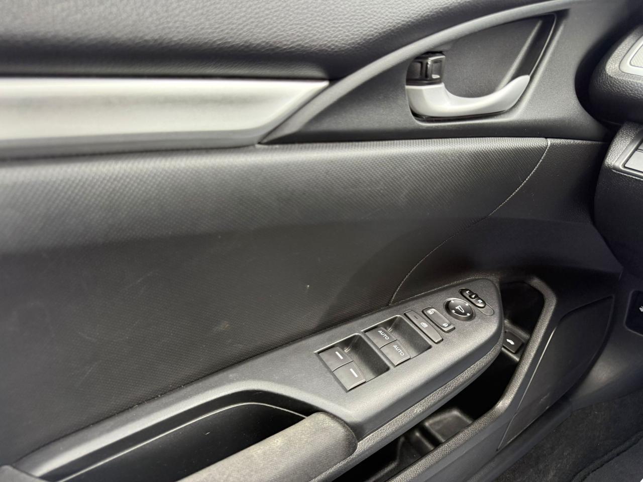 2016 Honda Civic LX Photo