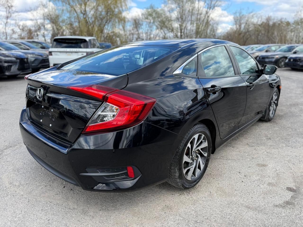 2016 Honda Civic LX Photo