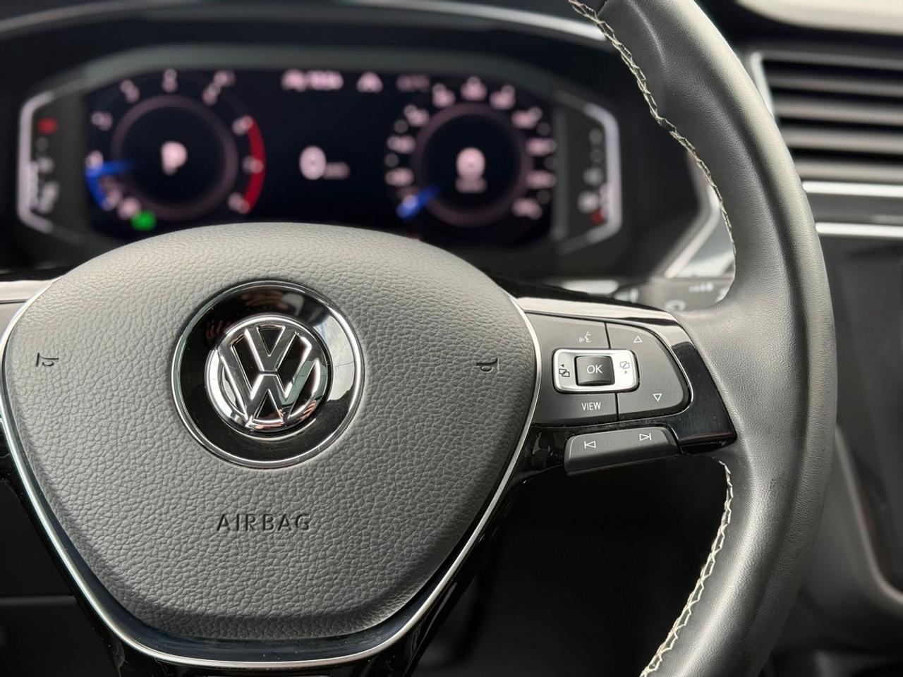 2021 Volkswagen Tiguan Highline Photo
