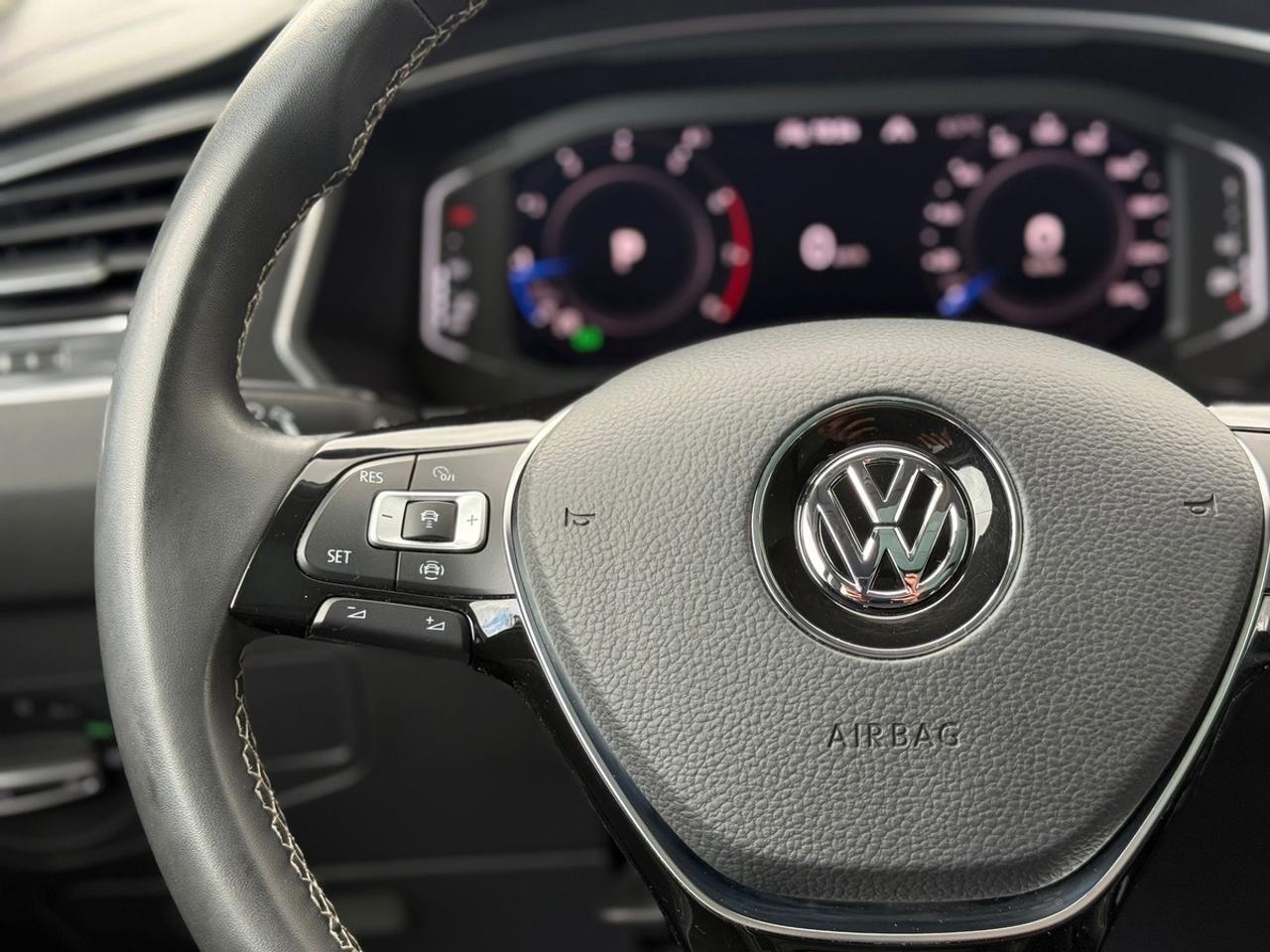 2021 Volkswagen Tiguan Highline Photo