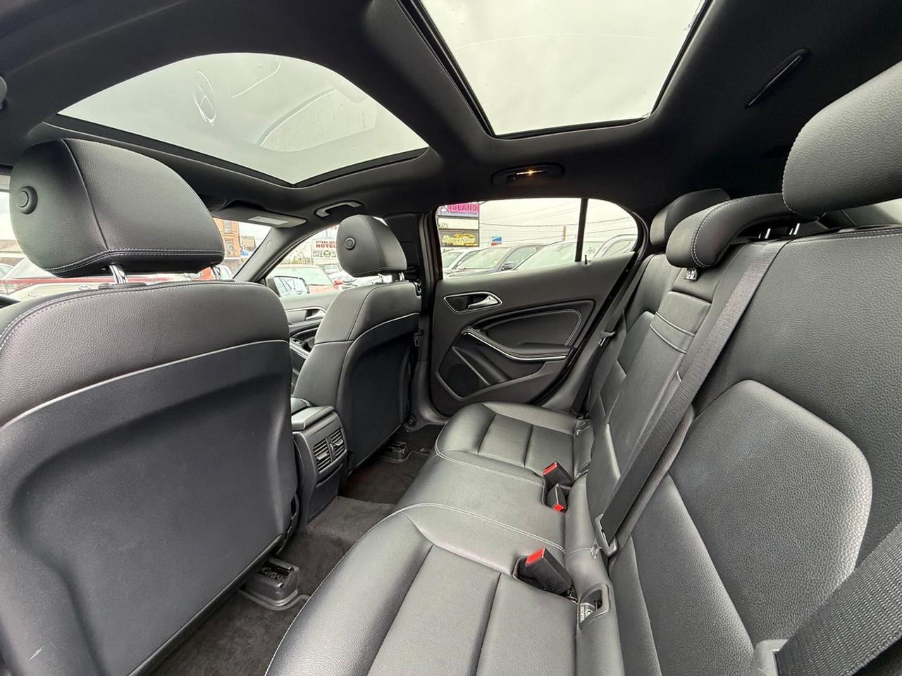 2018 Mercedes-Benz GLA GLA250 Photo