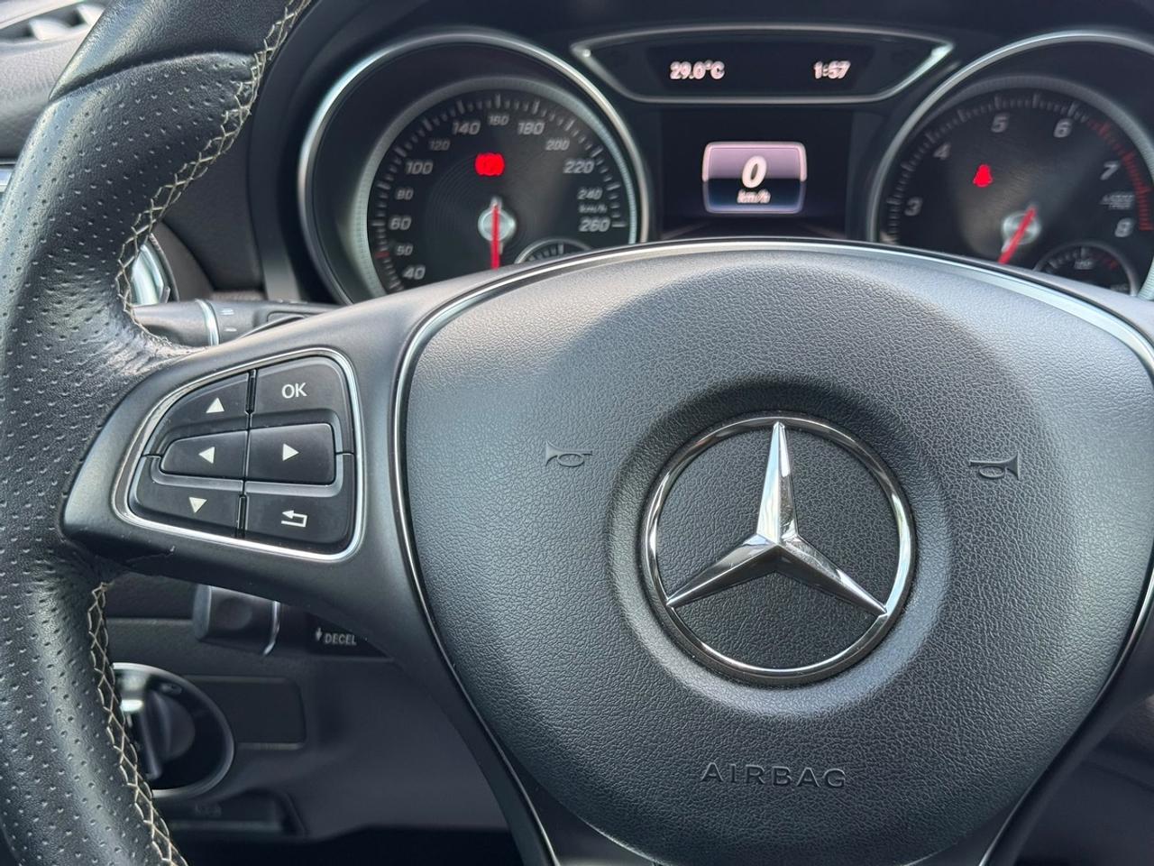 2018 Mercedes-Benz GLA GLA250 Photo