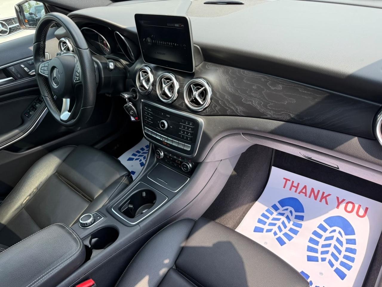 2018 Mercedes-Benz GLA GLA250 Photo