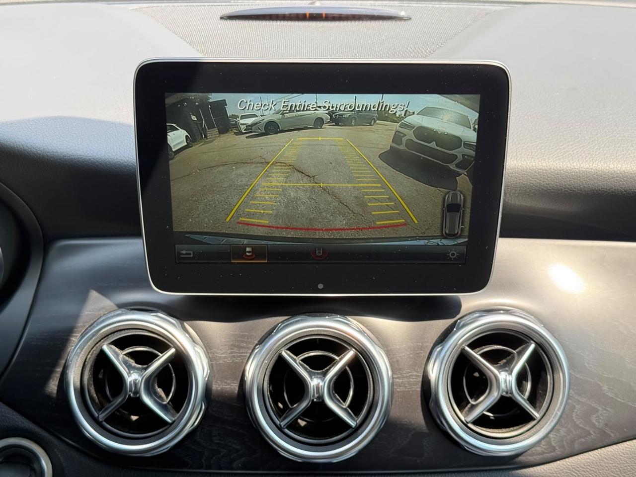 2018 Mercedes-Benz GLA GLA250 Photo