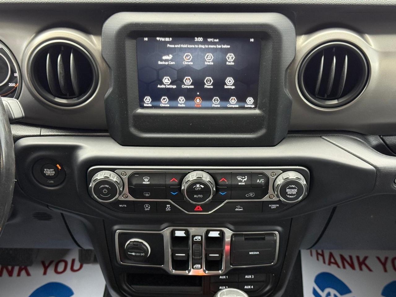 2020 Jeep Gladiator SPORT Photo
