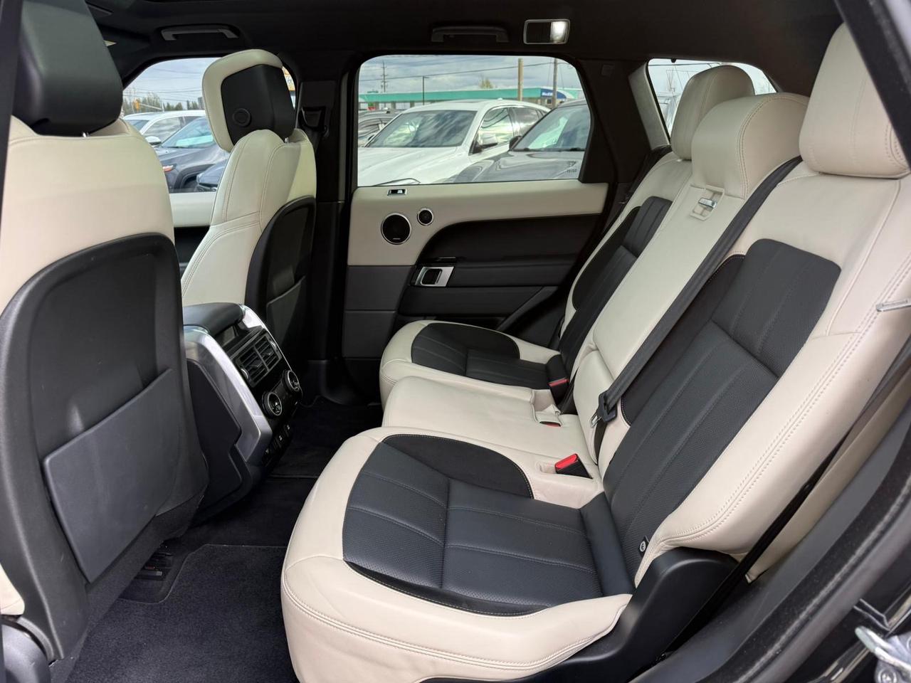 2021 Land Rover Range Rover Sport HST Photo