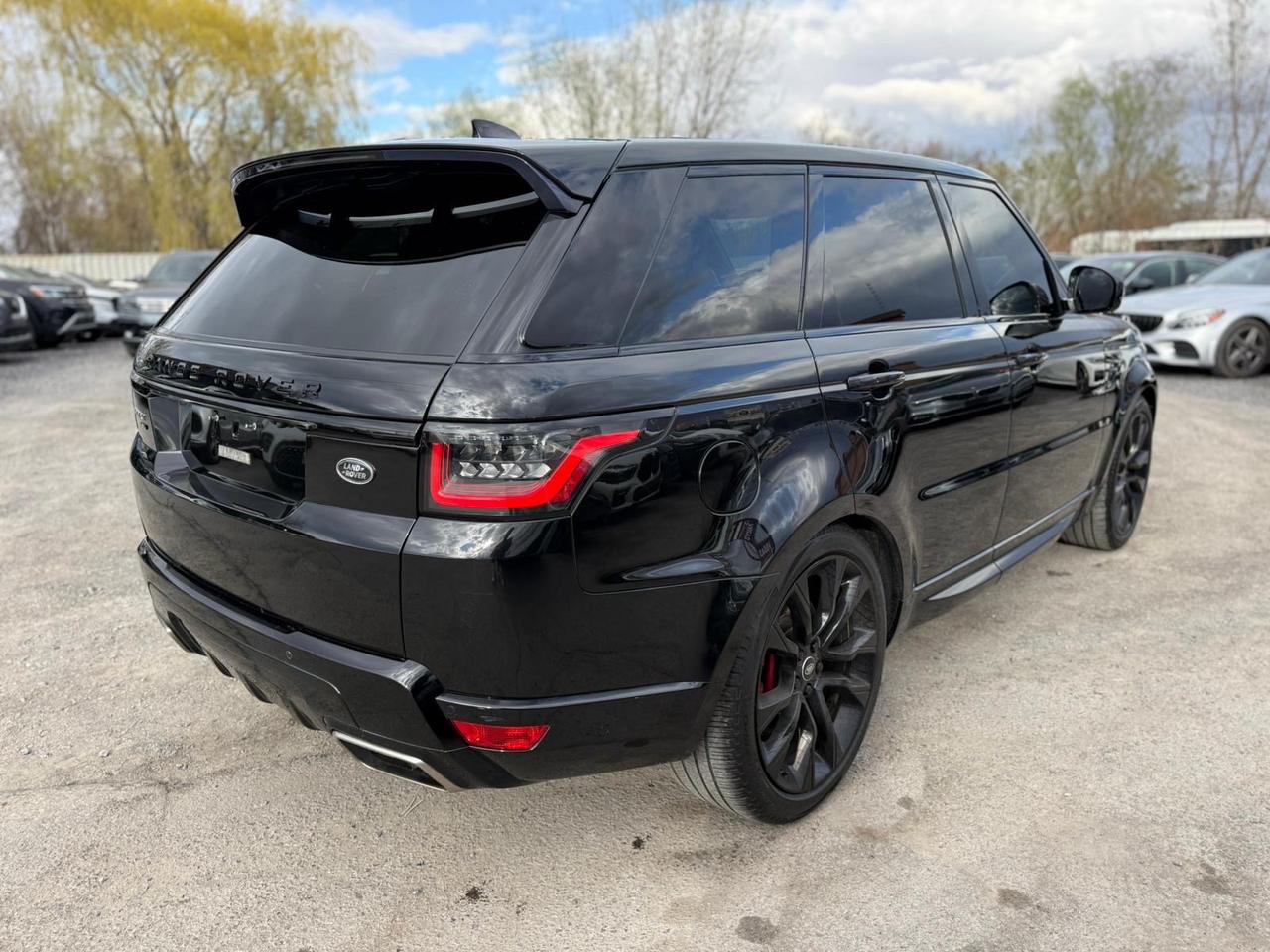 2021 Land Rover Range Rover Sport HST Photo