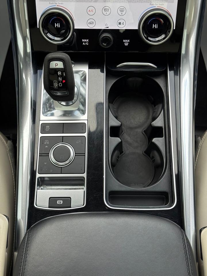 2021 Land Rover Range Rover Sport HST Photo