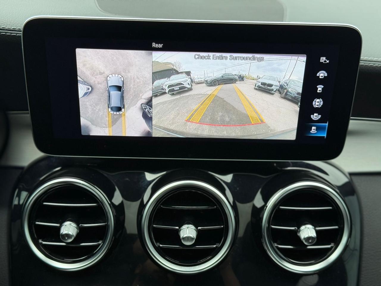 2023 Mercedes-Benz GLC-Class 300 Photo