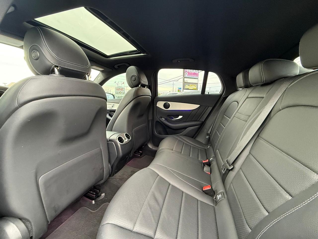 2023 Mercedes-Benz GLC-Class 300 Photo