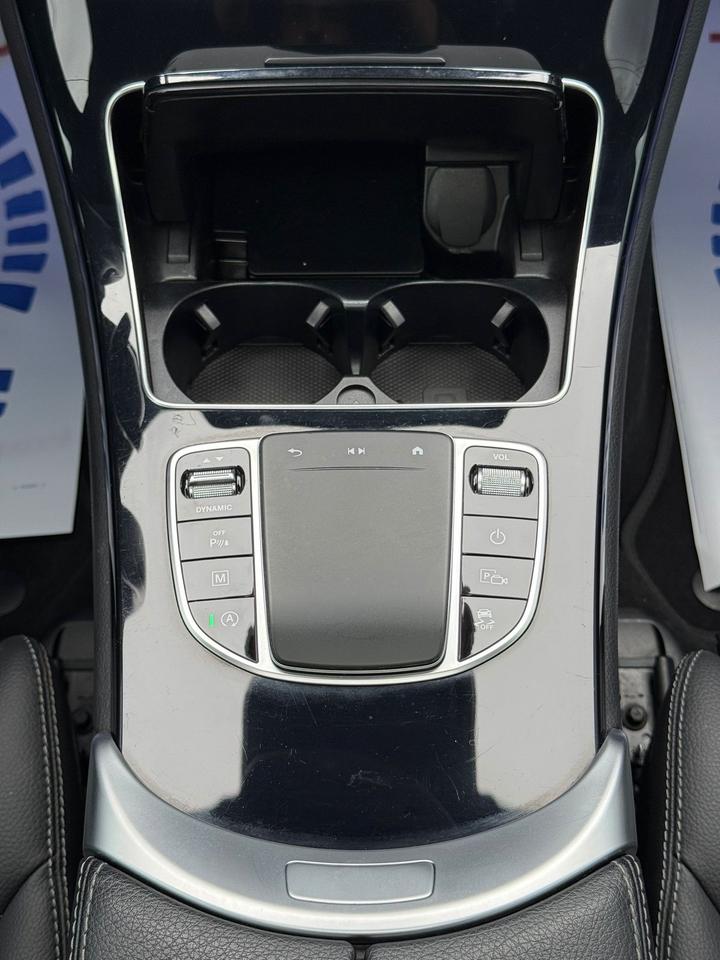 2023 Mercedes-Benz GLC-Class 300 Photo