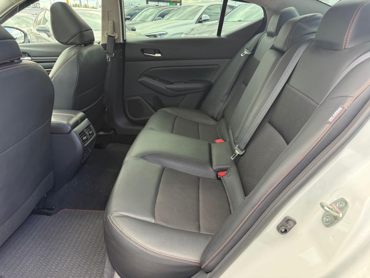 2022 Nissan Altima SR MID NIGHT SPICIAL EDITION AWD Photo
