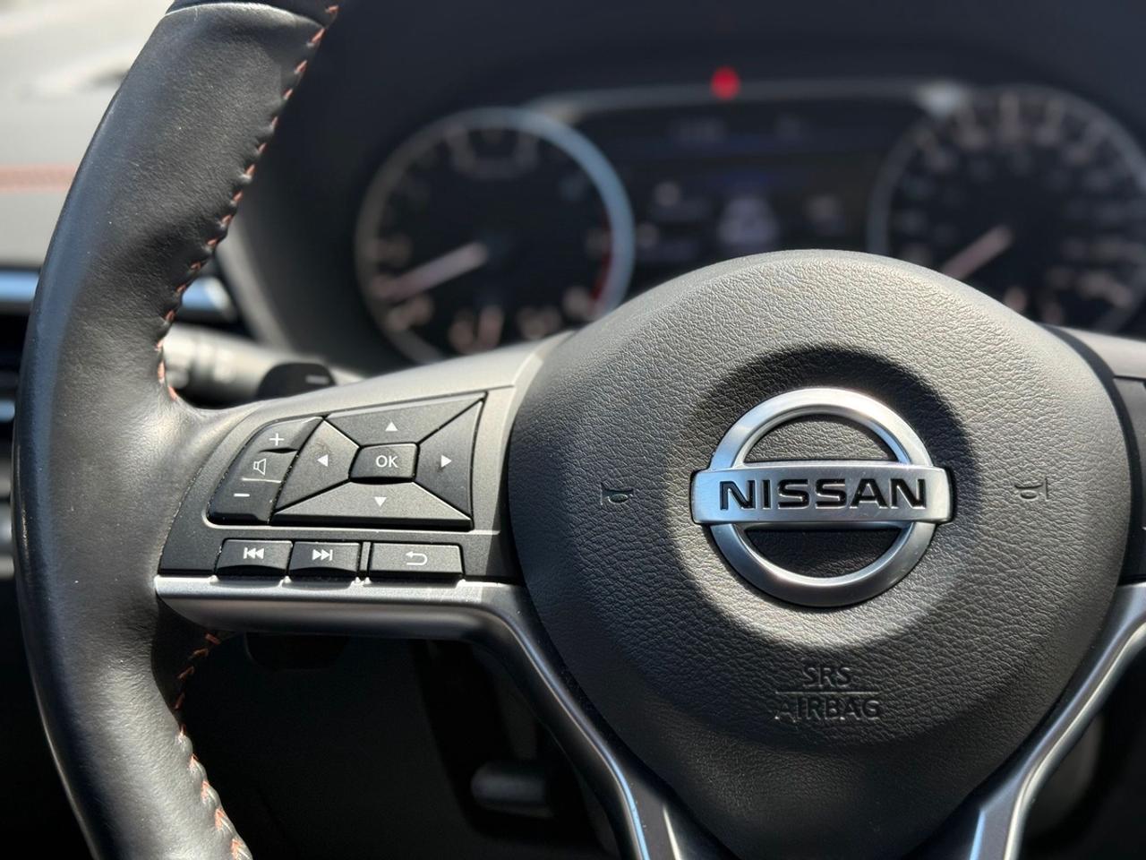 2022 Nissan Altima SR MID NIGHT SPICIAL EDITION AWD Photo
