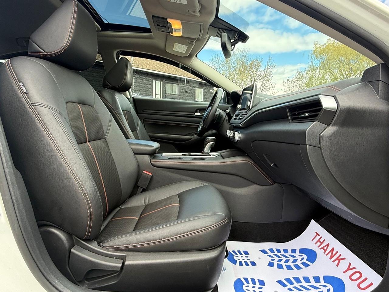 2022 Nissan Altima SR MID NIGHT SPICIAL EDITION AWD Photo
