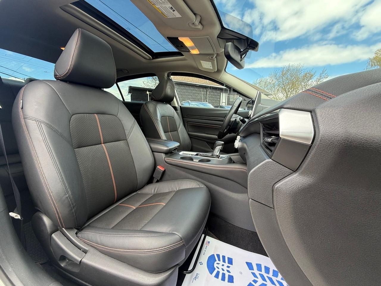 2022 Nissan Altima SR MID NIGHT SPICIAL EDITION AWD Photo