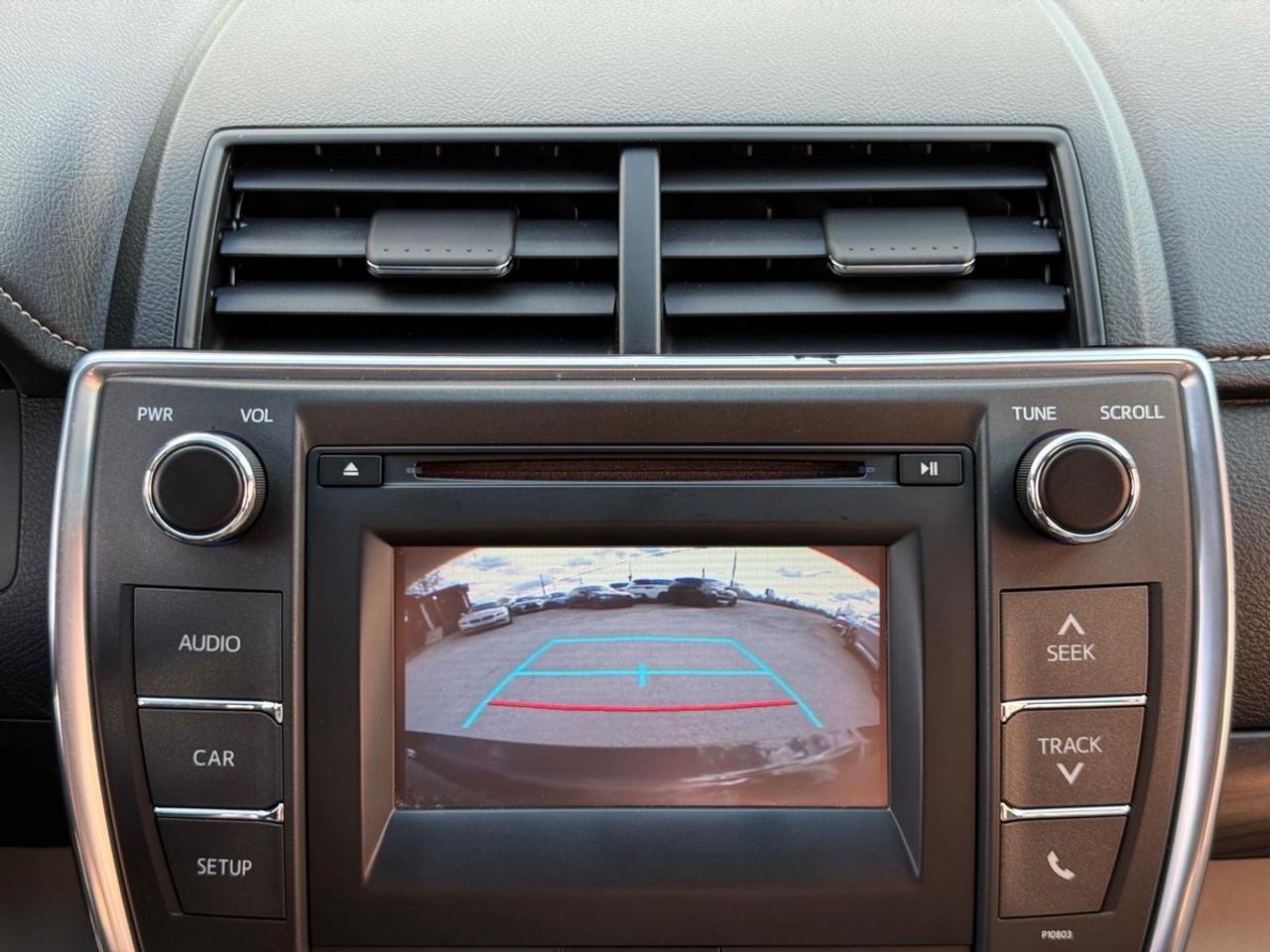 2015 Toyota Camry LE Photo