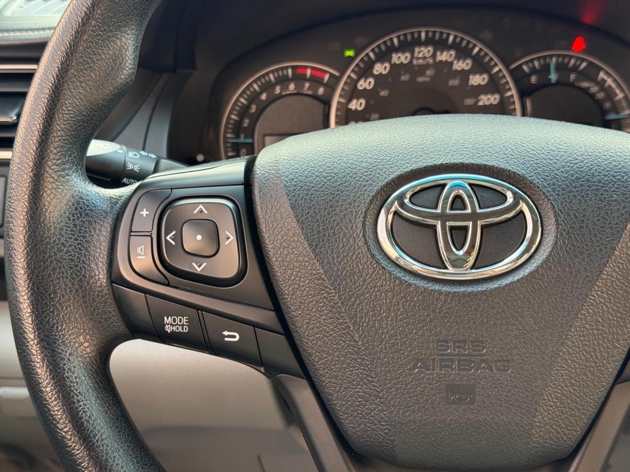 2015 Toyota Camry LE Photo