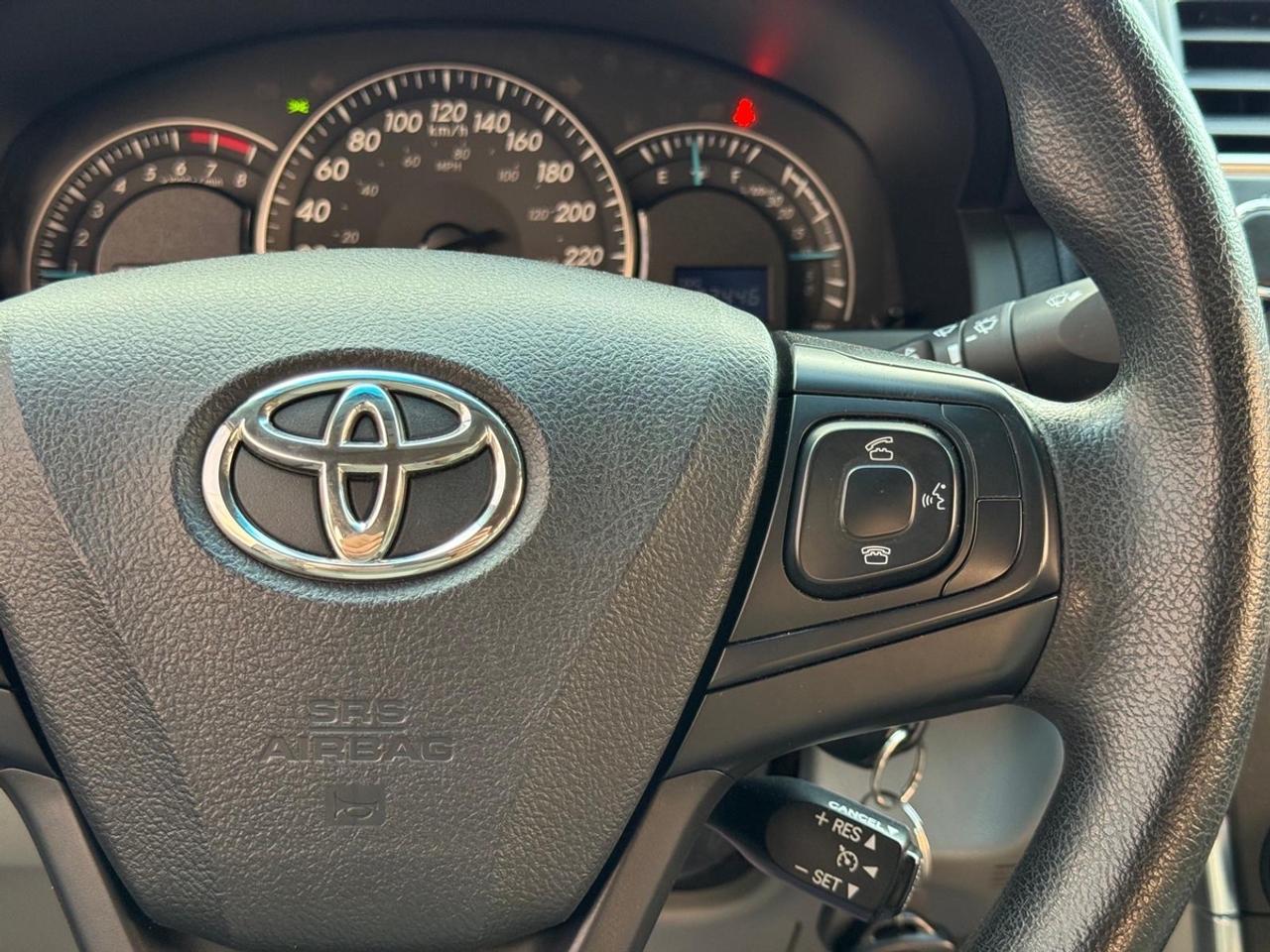 2015 Toyota Camry LE Photo