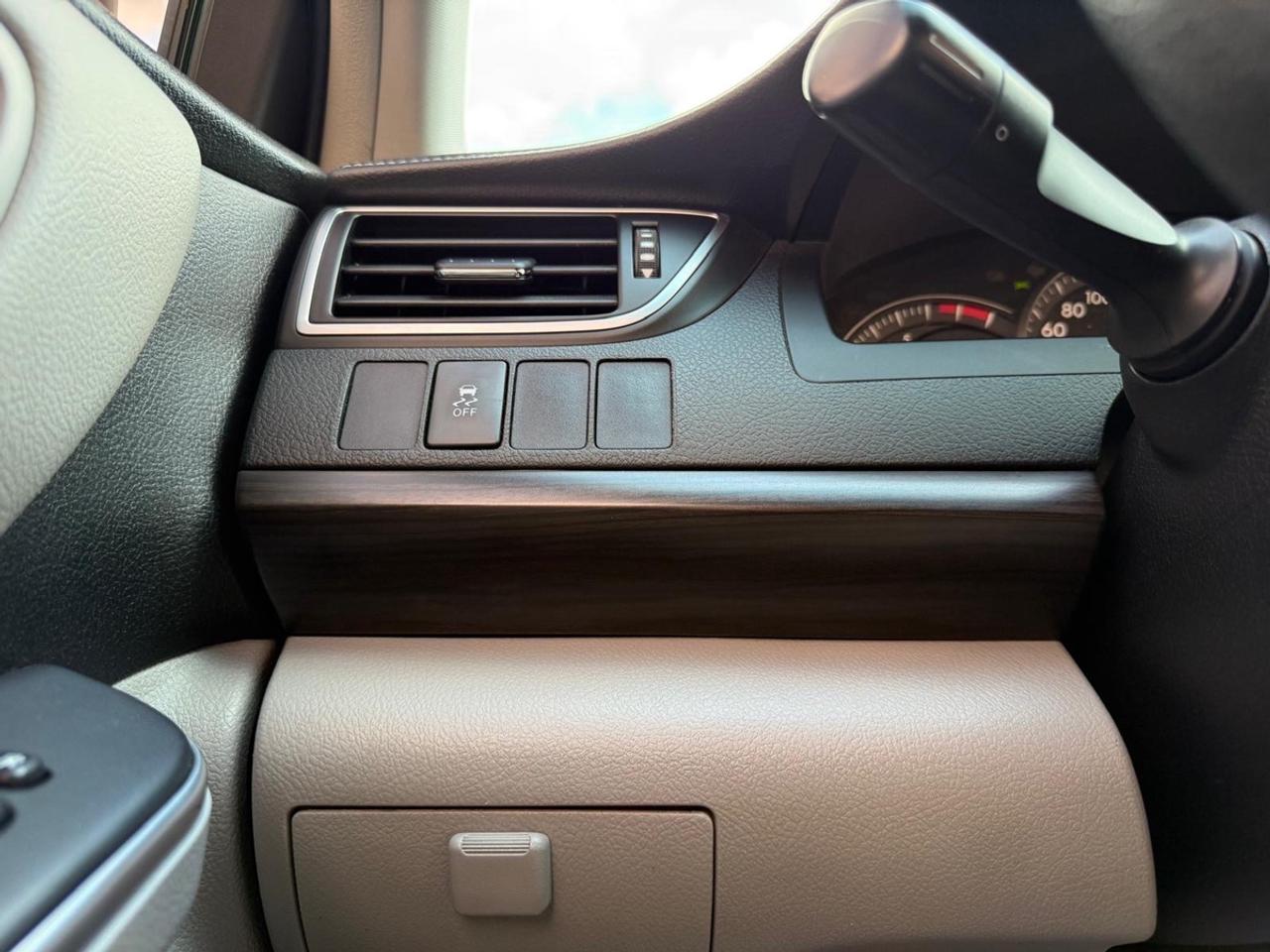 2015 Toyota Camry LE Photo