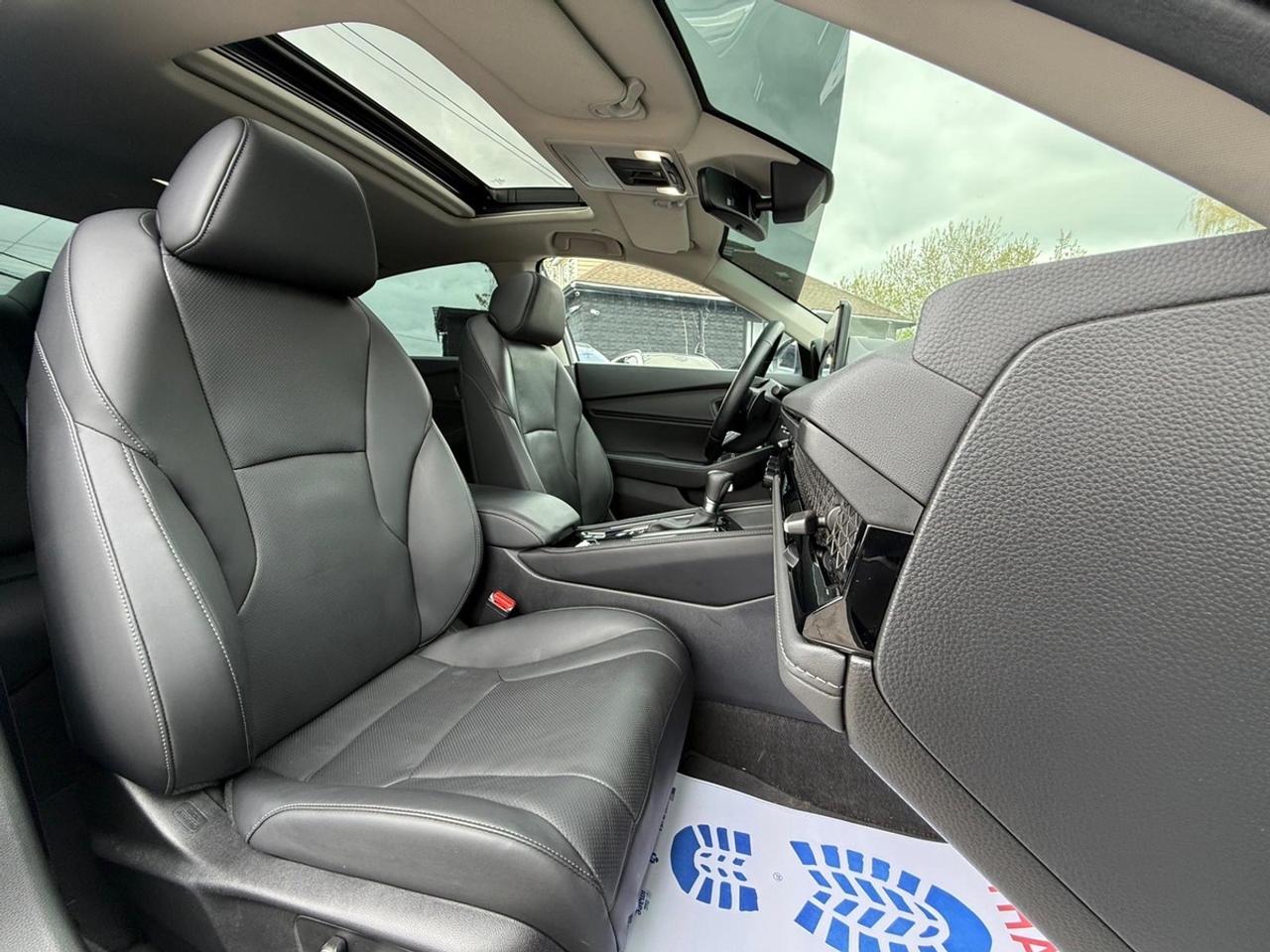 2023 Honda Accord Touring Photo