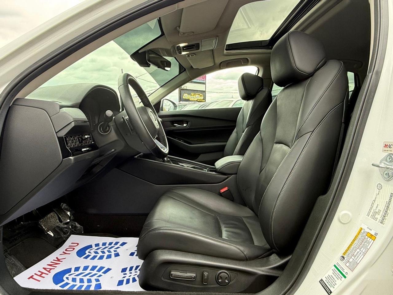2023 Honda Accord Touring Photo