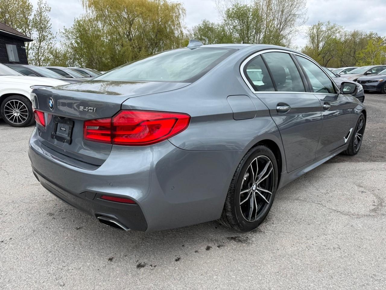 2017 BMW 5 Series 540i xDrive Photo