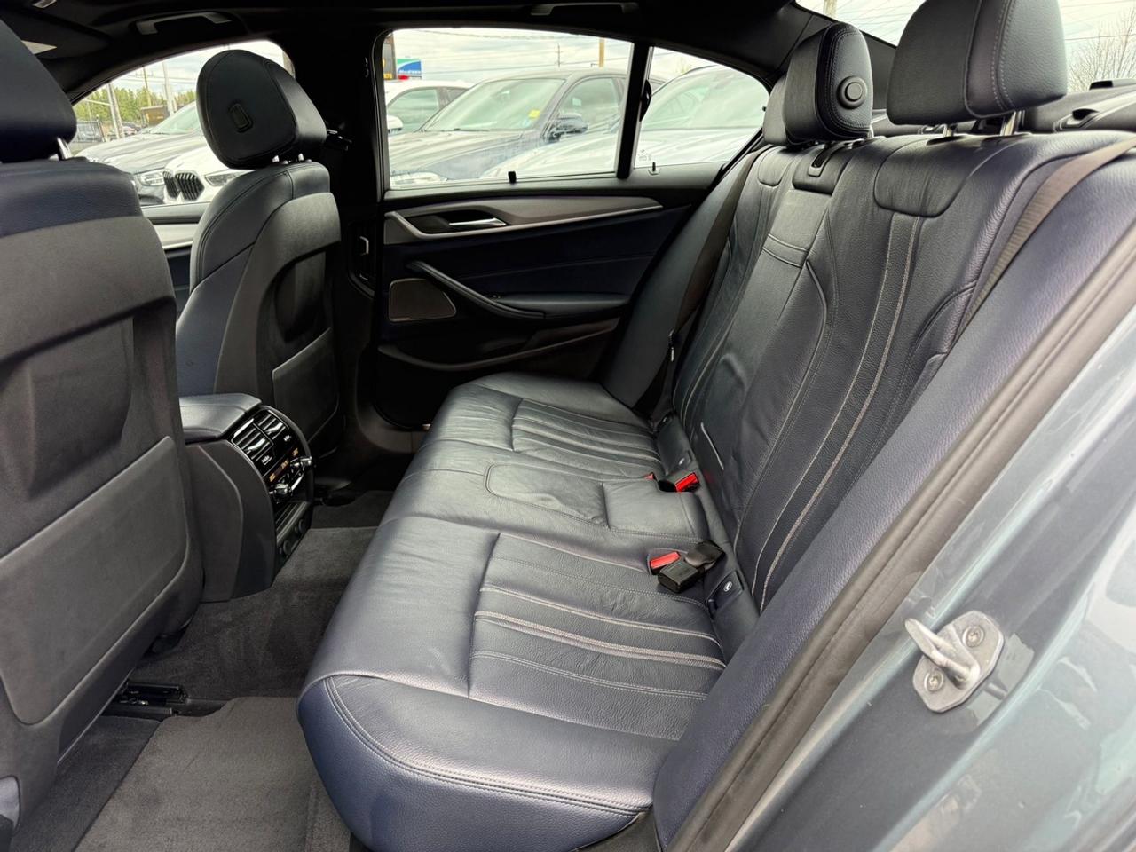 2017 BMW 5 Series 540i xDrive Photo
